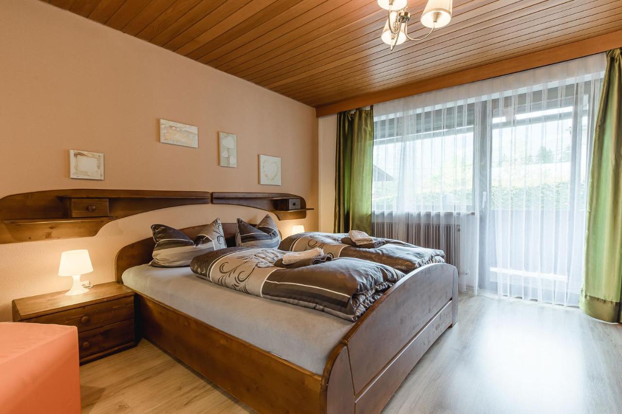 Gaestehaus Friedlich เชอเนา อัม เคอนิกเซ ภายนอก รูปภาพ