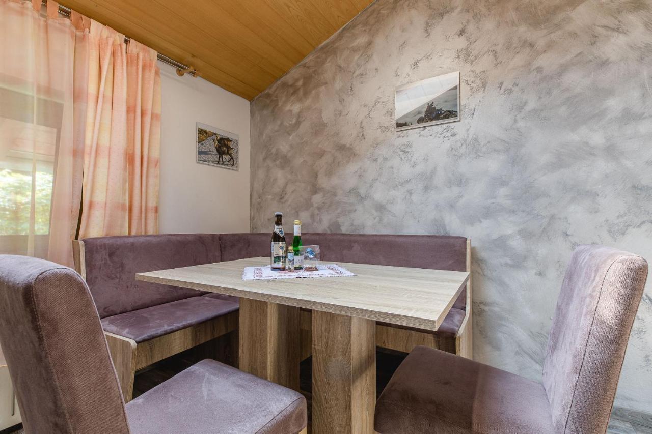 Gaestehaus Friedlich เชอเนา อัม เคอนิกเซ ภายนอก รูปภาพ
