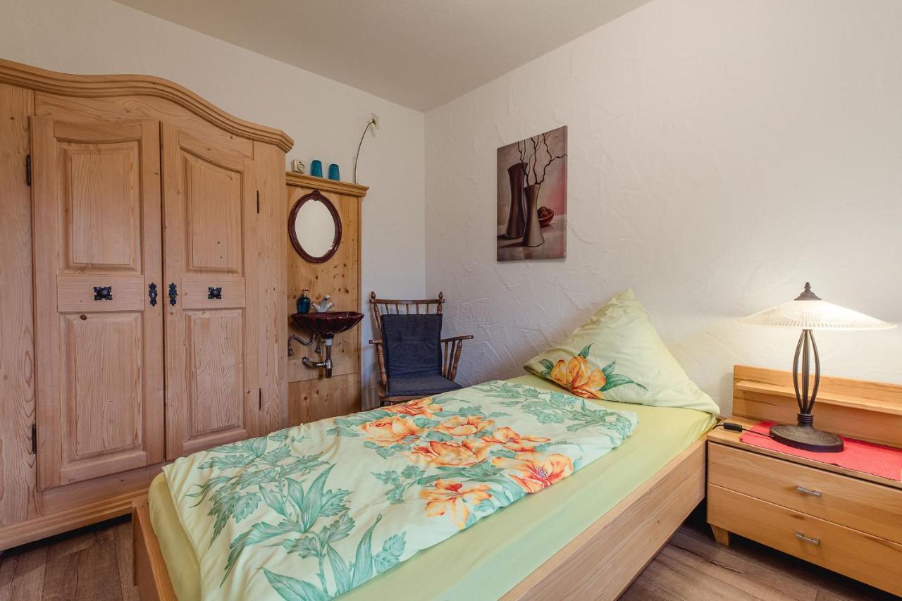 Gaestehaus Friedlich เชอเนา อัม เคอนิกเซ ภายนอก รูปภาพ