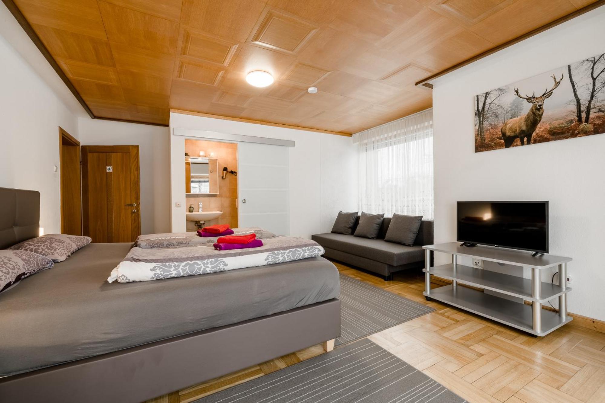 Gaestehaus Friedlich เชอเนา อัม เคอนิกเซ ภายนอก รูปภาพ